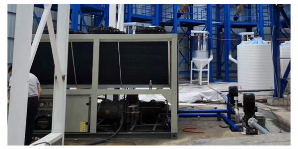 涡旋工业冷水机组安装、维护简便